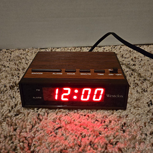 Westclox woodgrain digital - woodgrain,