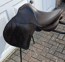 17.5 " Brown Jeffries GP falcon Saddle, Kestral model 