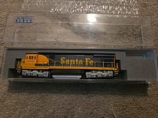 Kato GE C30-7 Santa Fe 176-0943 N Gauge Diesel Locomotive