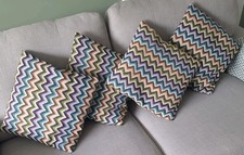 DFS Scatter Cushions x 4 with