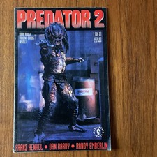 Predator 2 -  #1 with Trading Cards #4 and #19: Dark Horse Comics, February 1991