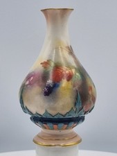 Hadley Worcester for Royal Worcester handpainted fruit bud vase  1905  10.5cm h