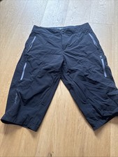 Madison Men's Baggy Mountain Bike Shorts, Cycling, Riding, Black.  Passed knees 