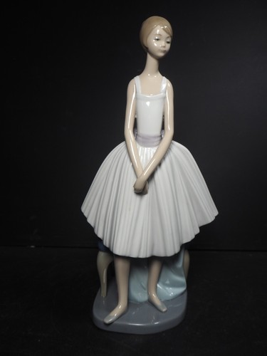 Lladro nao figurine - lladro, daisa