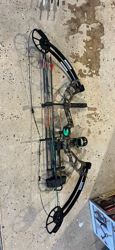 Bear compound bow - bear,
