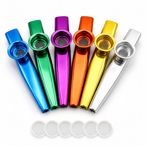 Metal kazoo with - flute, film