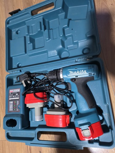 Makita 6270d 12v - drill, driver