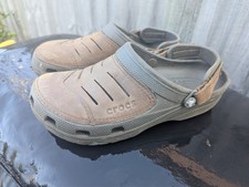 mens yukon crocs size 9