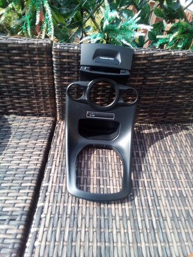 Fiesta 5 center console - fiesta,
