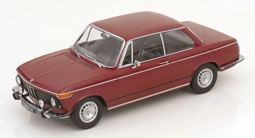 Scale 1974 car red color - scale,