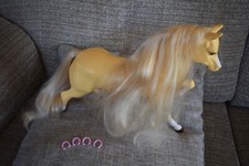 Vintage Barbie Palomino Horse with Pink Horseshoes - Barbie Horse Trailer