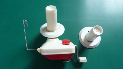 Wool winder with extra cone - wool,