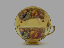 Beautiful Aynsley Orchard Gold