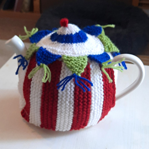 Wool knitted tea cosy - wool,