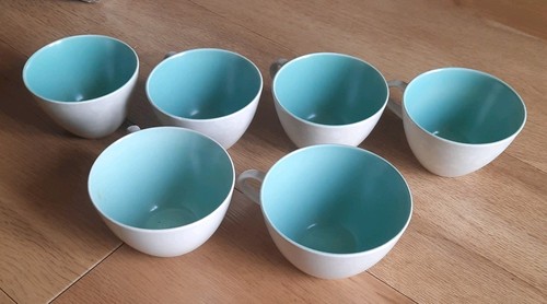 Poole pottery twintone - pottery,