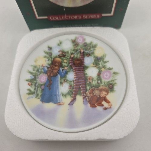 Hallmark keepsake collectors - hallmark,