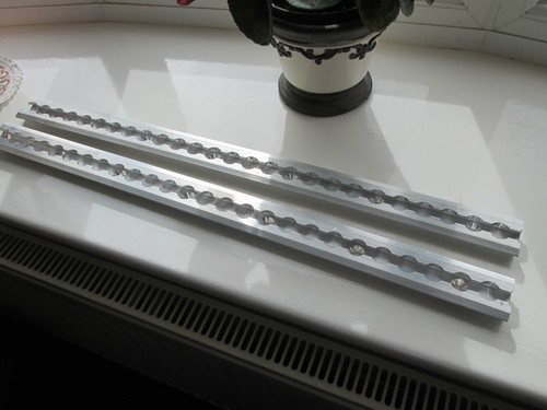 Low profile tracking 2 x - 2,