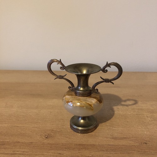 Ornament vase metal and - and, stone