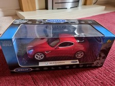 Alfa Romeo 8C Welly 1:18 Diecast Model Car 
