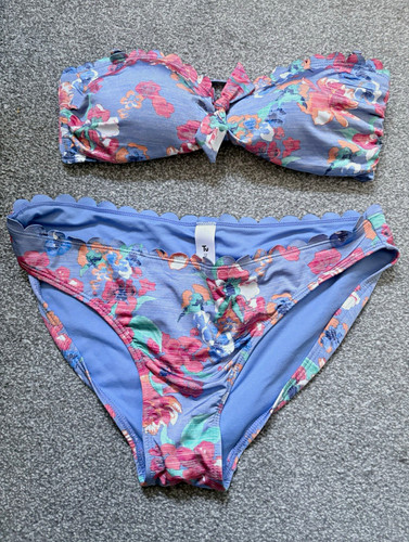 Bikini bundle size range