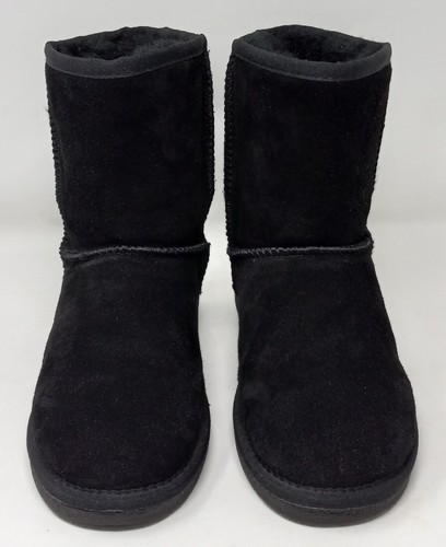 Beach feet australian boots - beach,