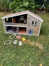 Carolines home Lundby Barton dolls house