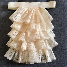 Jabot cravat in cream lace -