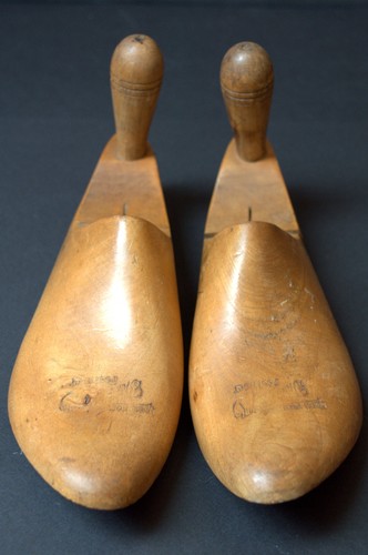 Pair vintage wooden - vintage, 'true