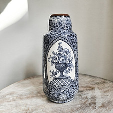 Royal Bonn Blue Vase White Villeroy & Boch Flamande Antique Nature Theme 8"