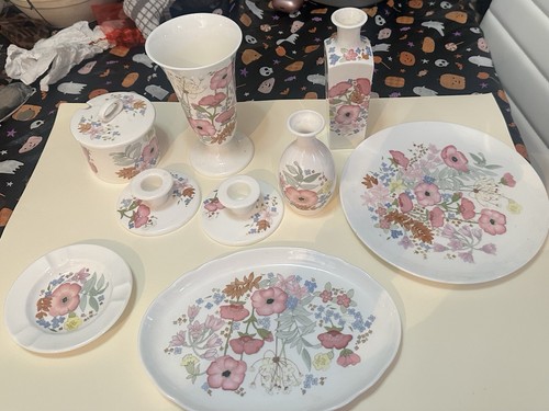 Pieces wedgewood bone - x,