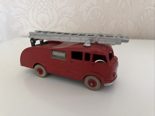 Dinky 955 fire - 955, with