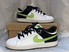 Nike Court Force Low