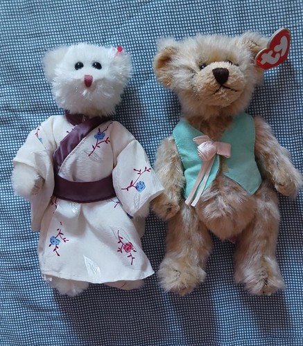 Teddies from the attic - from,