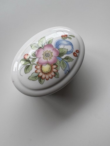 Pretty little trinket - pretty, pot