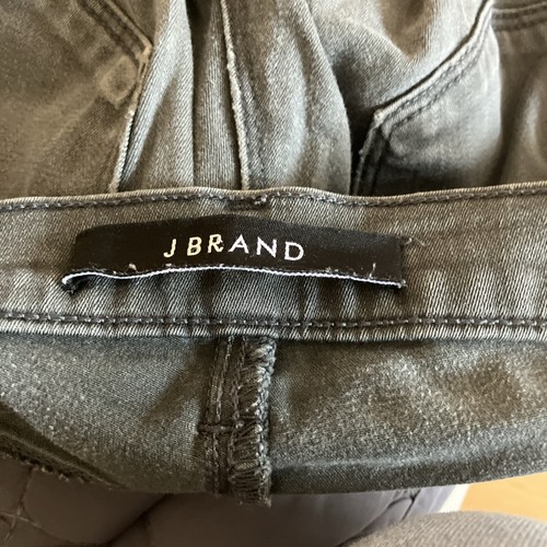 Brand - j,