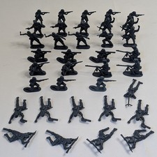 Vtg Style Army Soldiers x35 Blue 1 x Grey 1:32 Scale Plastic Figure Toy Bundle