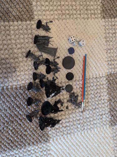 13x warhammer 40k figures - 13x,