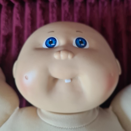 Coleco cabbage patch kids doll - coleco,