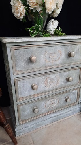 Vintage hand painted chest - painted, of