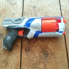 Nerf N-Strike Elite Strongarm