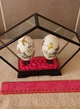 Vintage Chinese Oriental Hand Painted Eggs In Wood And Glass Display Case