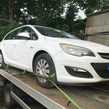 VAUXHALL ASTRA ESTATE 2013 1.3