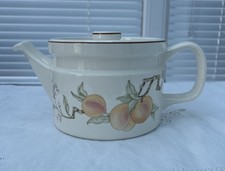 Wedgewood Peach Design 1980s