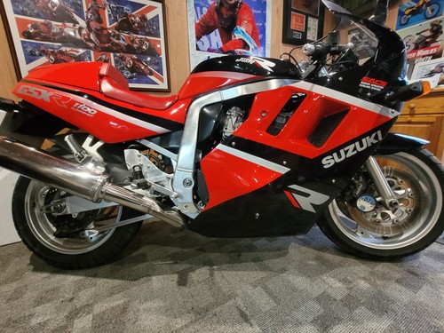 Suzuki gsxr 1100k - suzuki,