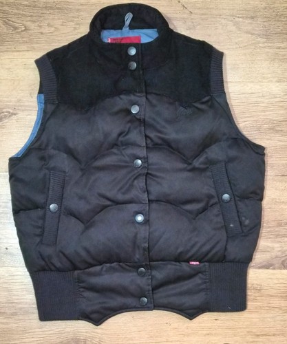 Levis red tab - tab, down