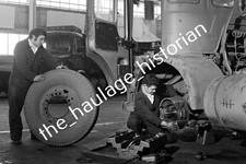 THH Truck Photos - AEC -