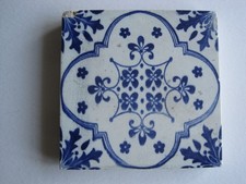 ANTIQUE 6" VICT. MINTONS BLUE & WHITE FOLIATE MOTIF WALL TILE c1868-1900 #387