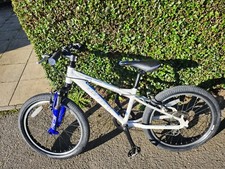 Carrera Luna Junior Mountain Bike - 20" Wheel