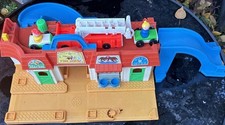 Toy Fisher Price Fire House Market with Ramps Vehicles and Figures