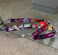 OFFICIAL London 2012 Olympics Hospitality Team LLoyds Lanyard + 13 Pin Badges